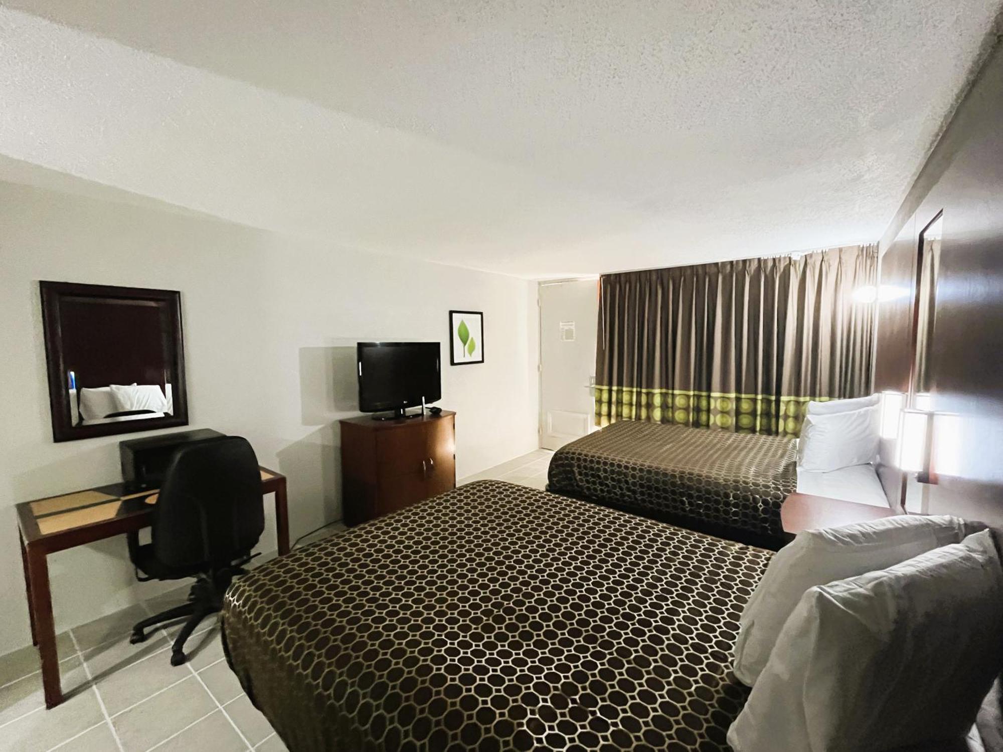 Budgetel Inn Phenix City Exterior photo